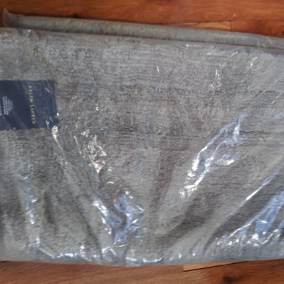 Ralph Lauren Palmer Bath Rug - Picture 3 of 6